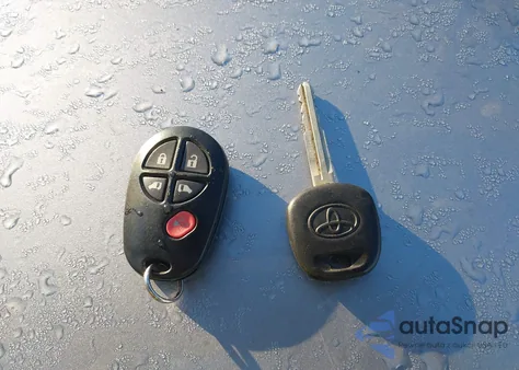 2013 Toyota Sienna Le V6 8 Passenger from USA, damaged, VIN 5TDKK3DC8DS385089